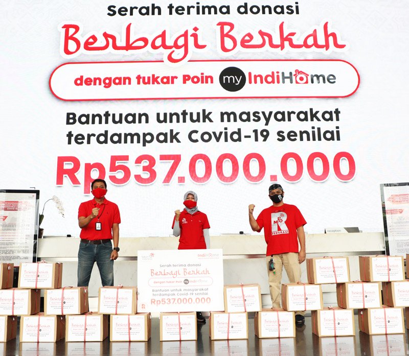 IndiHome-Serahkan-3000-Paket-Sembako_79082_M.jpg